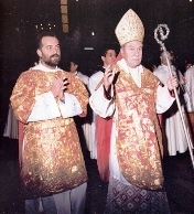 Cardinale Salvatore De Giorgi ha celebrato un solenne pontificale per solennizzare il quarantesimo anniversario della consacrazione episcopale dell’Arcivescovo Emerito di Palermo il Cardinal Salvatore Pappalardo.