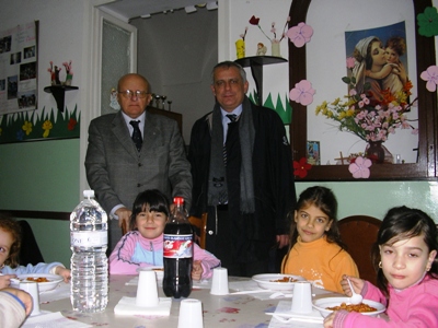 La Delegazione Siciliana dell’Ordine Costantiniano ha organizzato un pranzo con i bambini palermitani ospiti del centro Filippone, sito nel quartiere Capo.